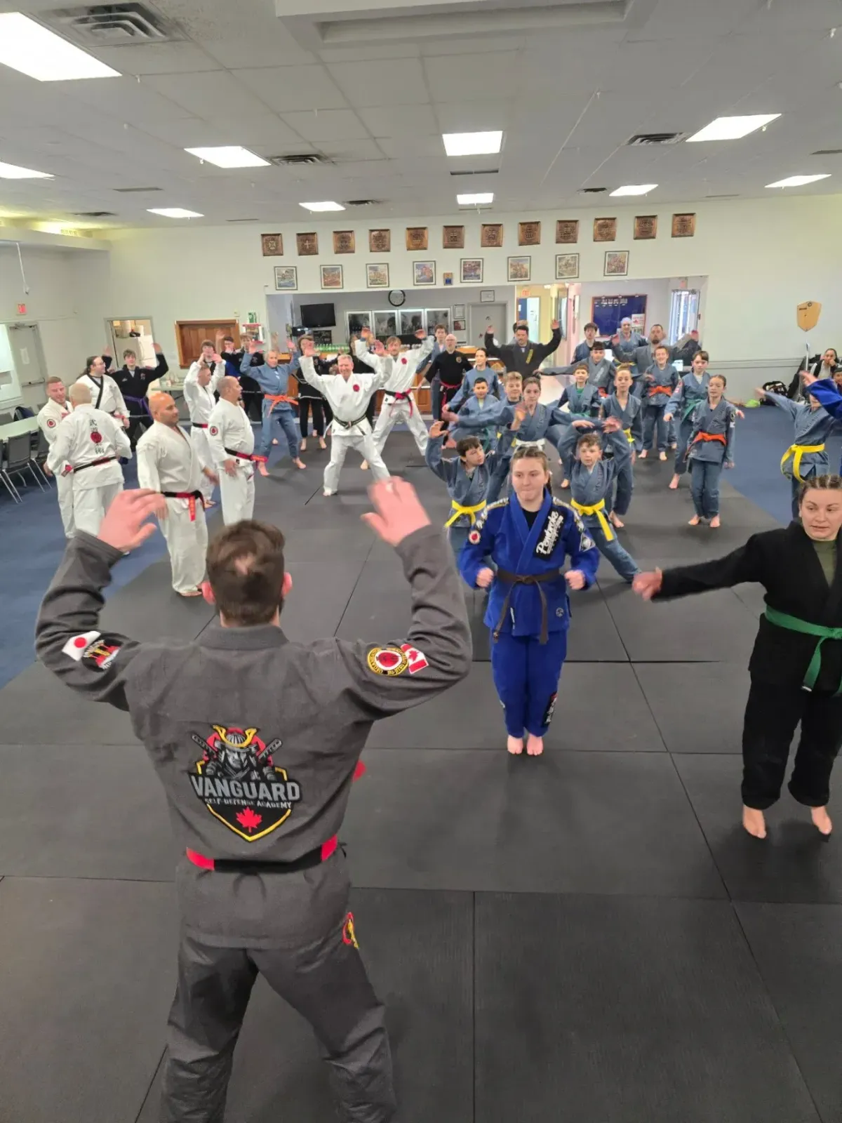 Un séminaire de l’OJI en Ontario — toute l’organisation sur le tatami.